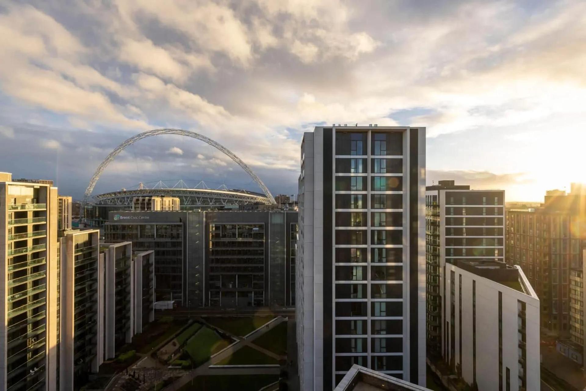 Botanical-Inspired Apartments At Repton Gardens Right In The Heart Of Wembley Park ลอนดอน ภายนอก รูปภาพ