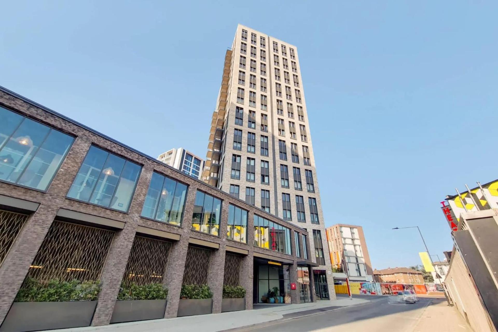 Botanical-Inspired Apartments At Repton Gardens Right In The Heart Of Wembley Park ลอนดอน ภายนอก รูปภาพ